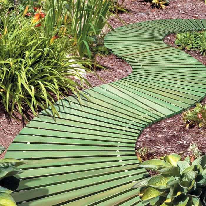 Flexible Wooden Walkway for Garden Curves