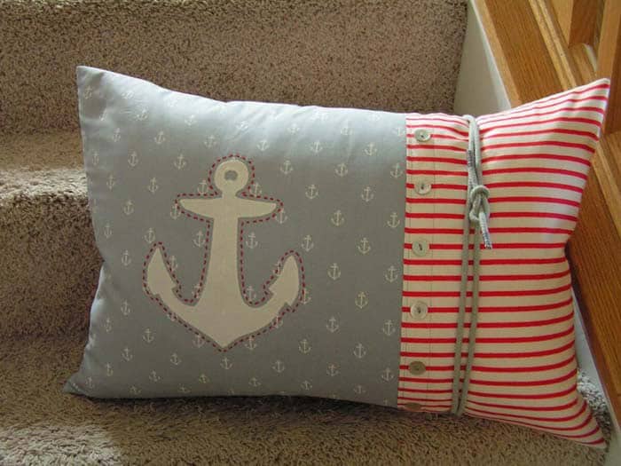 Simple Nautical Decor Pillow Project