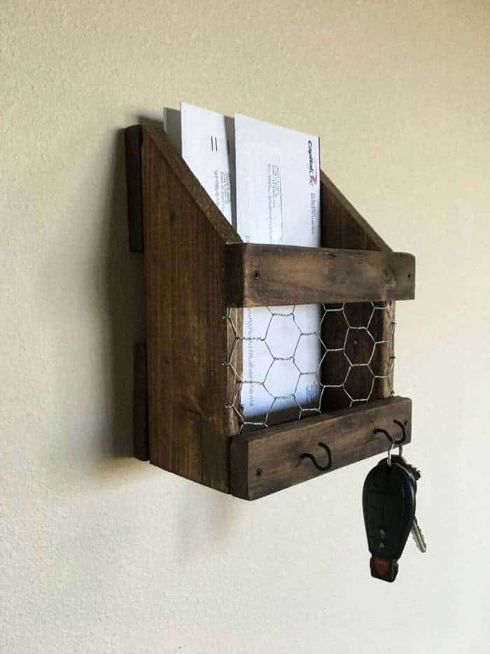 Farmhouse Mail And Key Holder