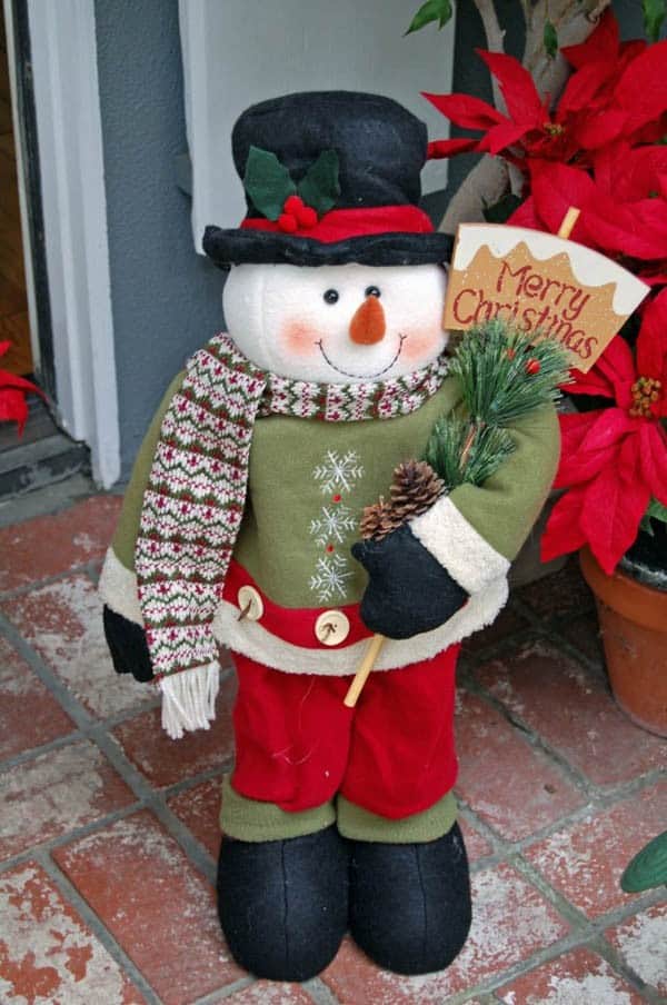 Greet Guests with a Smiling Porch-Sitter for Christmas