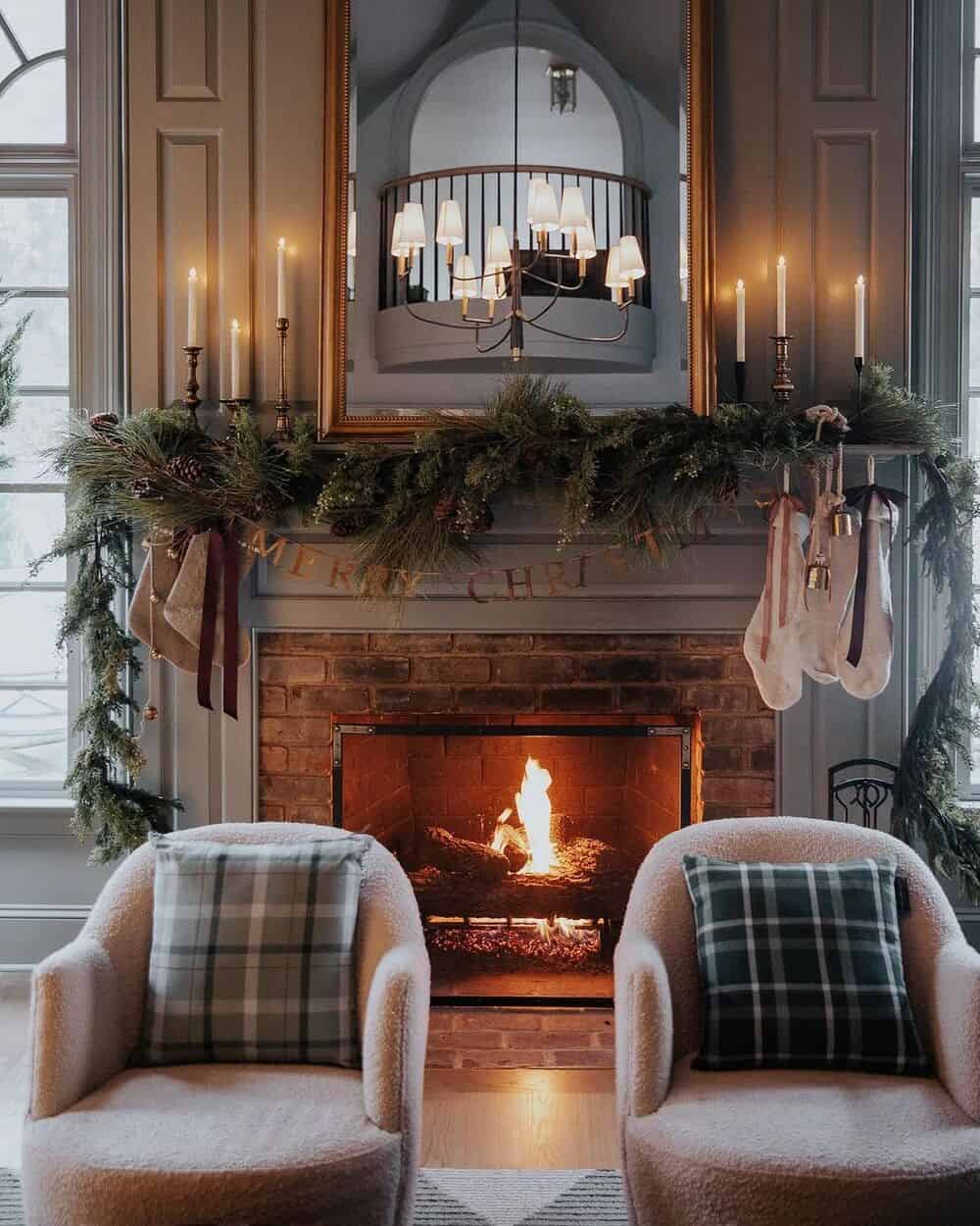 Mantel Decor Idea