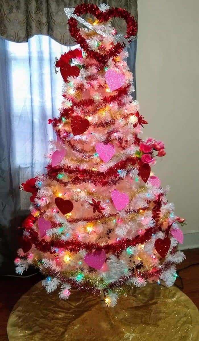 Make a Statement with a Red and Pink Garland on Your Tree