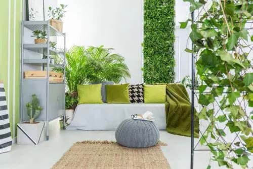 Bring Nature Indoors With a Breathtaking Vertical Garden