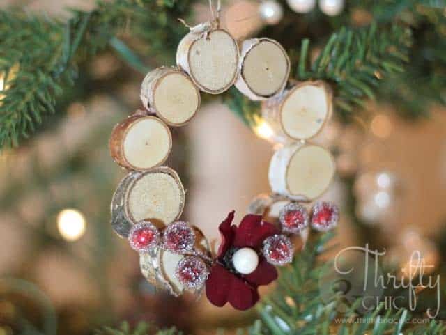 Create an Inviting Home with Rustic Wood Slice Wreath