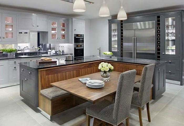 Revamp Your Kitchen Island with Contrasting Colors