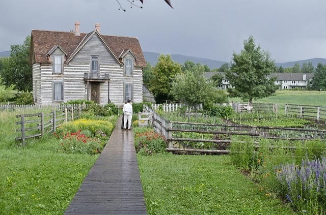 Old Is New: Pioneer Kitchen Garden