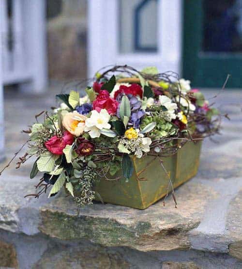 Make a Simple Rustic Planter with a Wooden Box