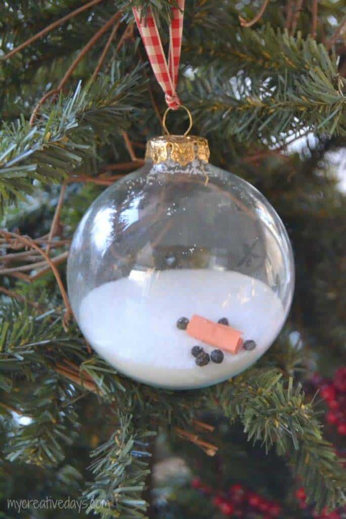 Creative and Fun DIY Melted Snowman Christmas Ornament