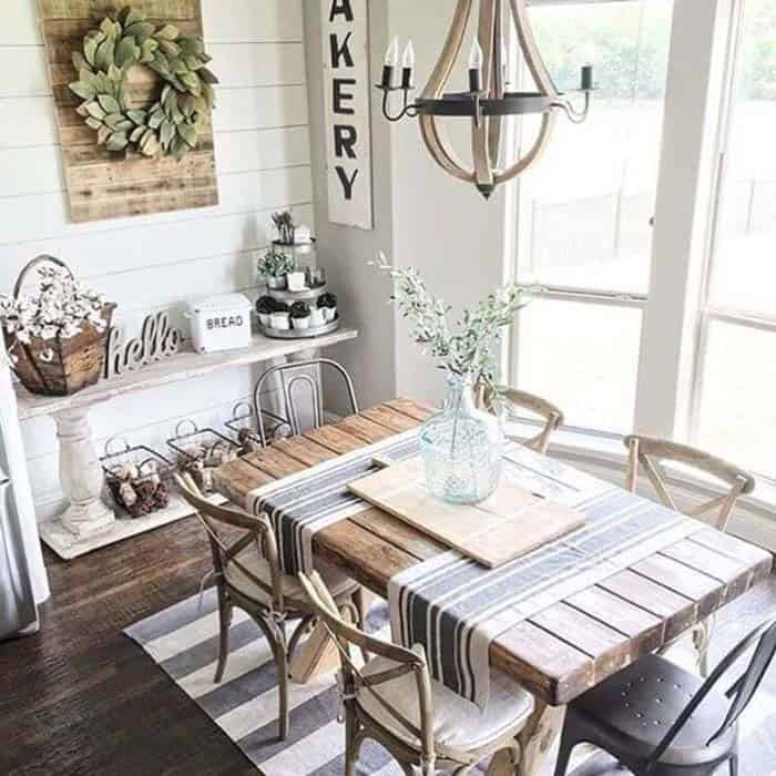 Rustic Style Dining Room