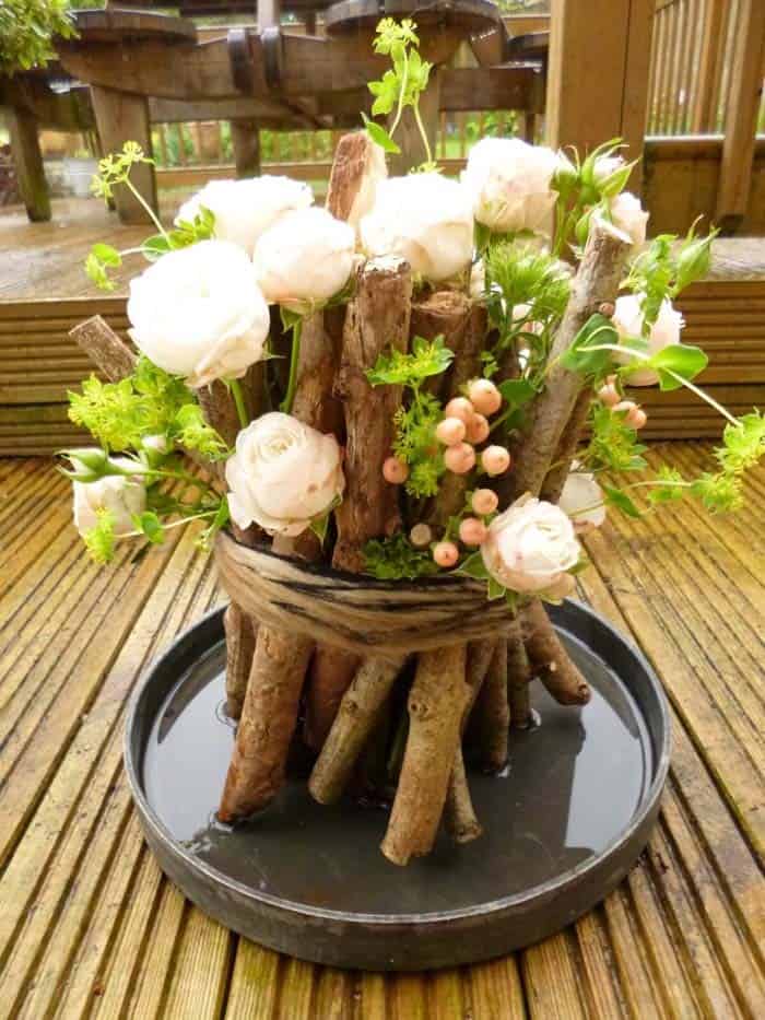 Bouquet of Twigs Ad Roses