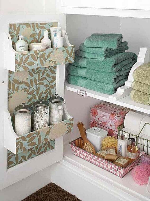 Maximize Bathroom Storage with Stylish Cabinet Shelves