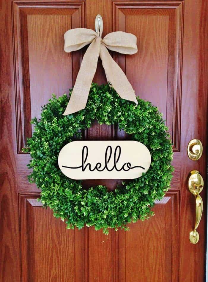 Welcome Guests with a Festive Wreath and ‘Hello’ Sign