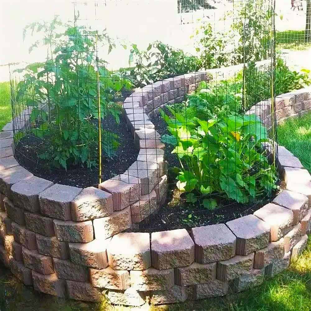 Curved Garden Beds