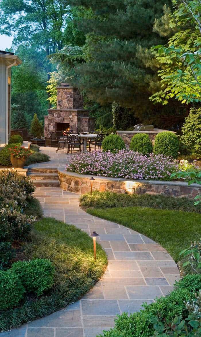 Pair Regular Angles With A Winding Walkway