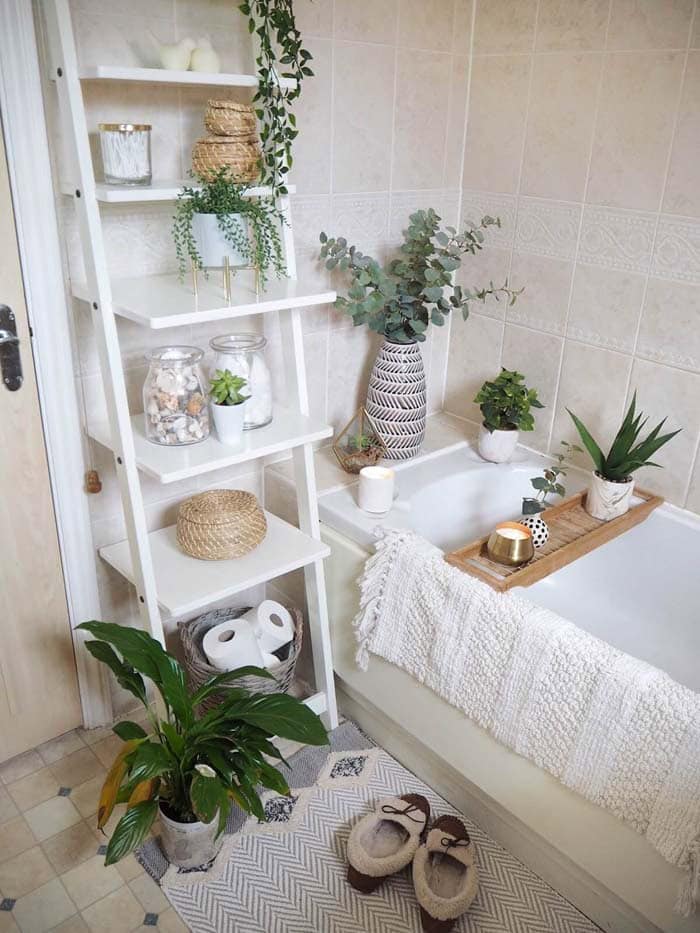 Utilize Small Bathroom Walls with Elegant Ladder-Like Shelf