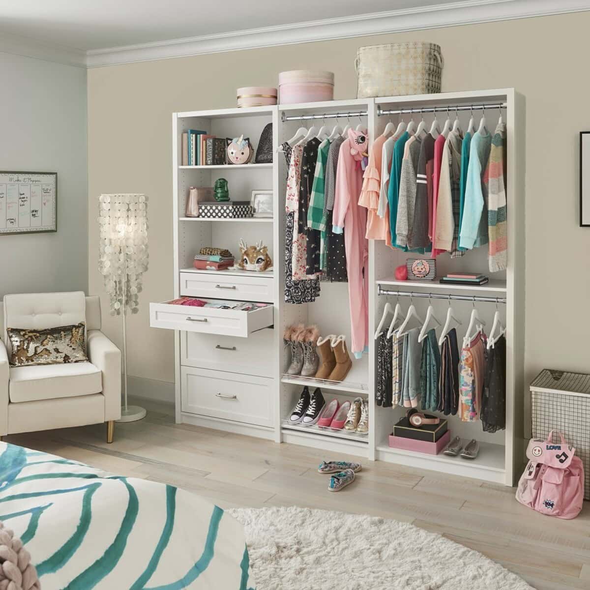 Open Closet