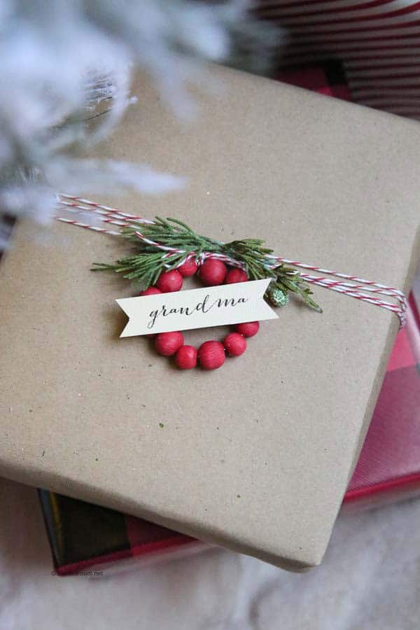 Wrap Presents with a Cute Wooden Beads Wreath