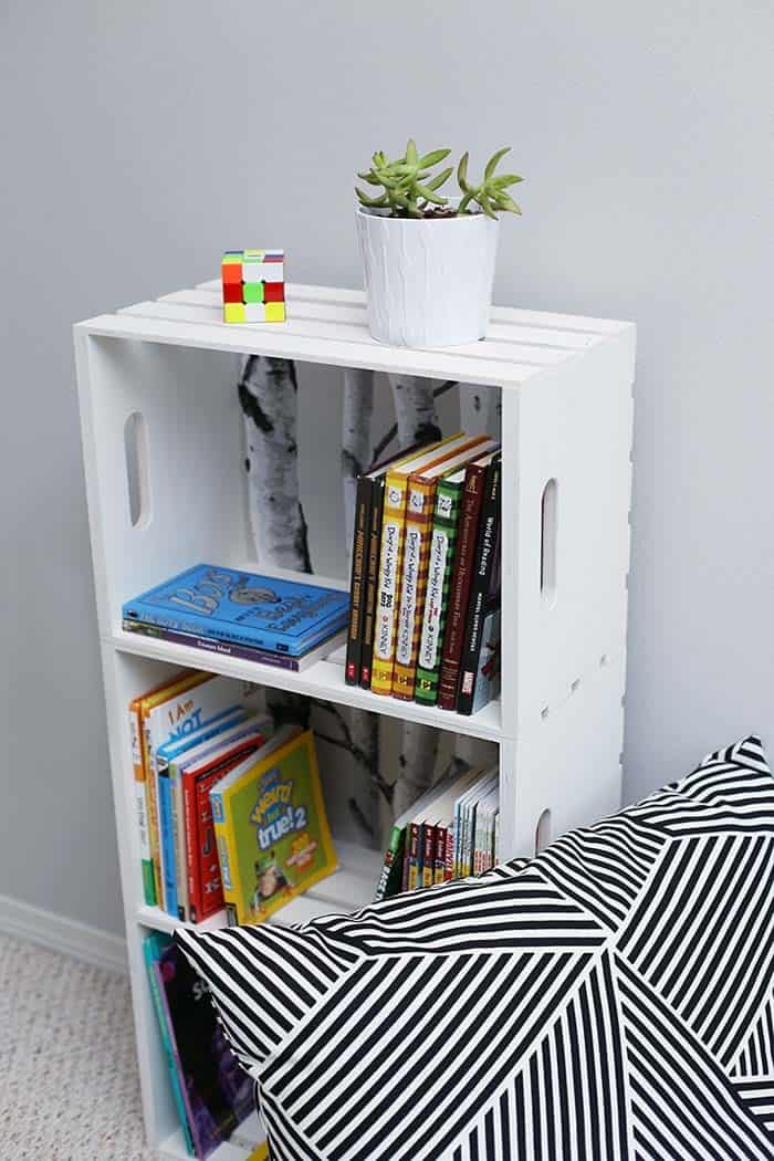 Easy Crate-and-Paint Bookshelf Project