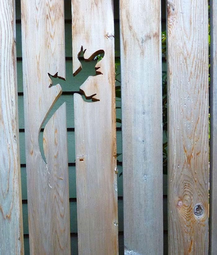 Make The Décor Part Of The Fence