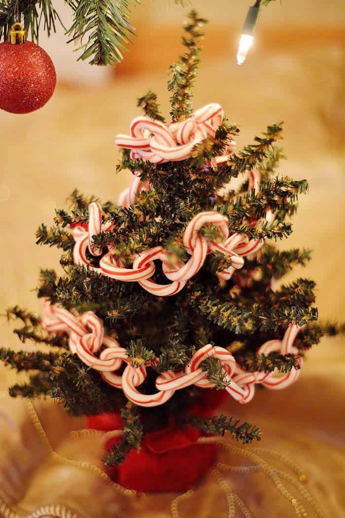 Peppermint Ring Tree Garland