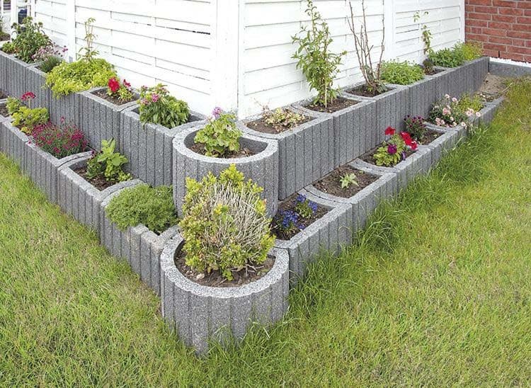 Edge Garden Idea