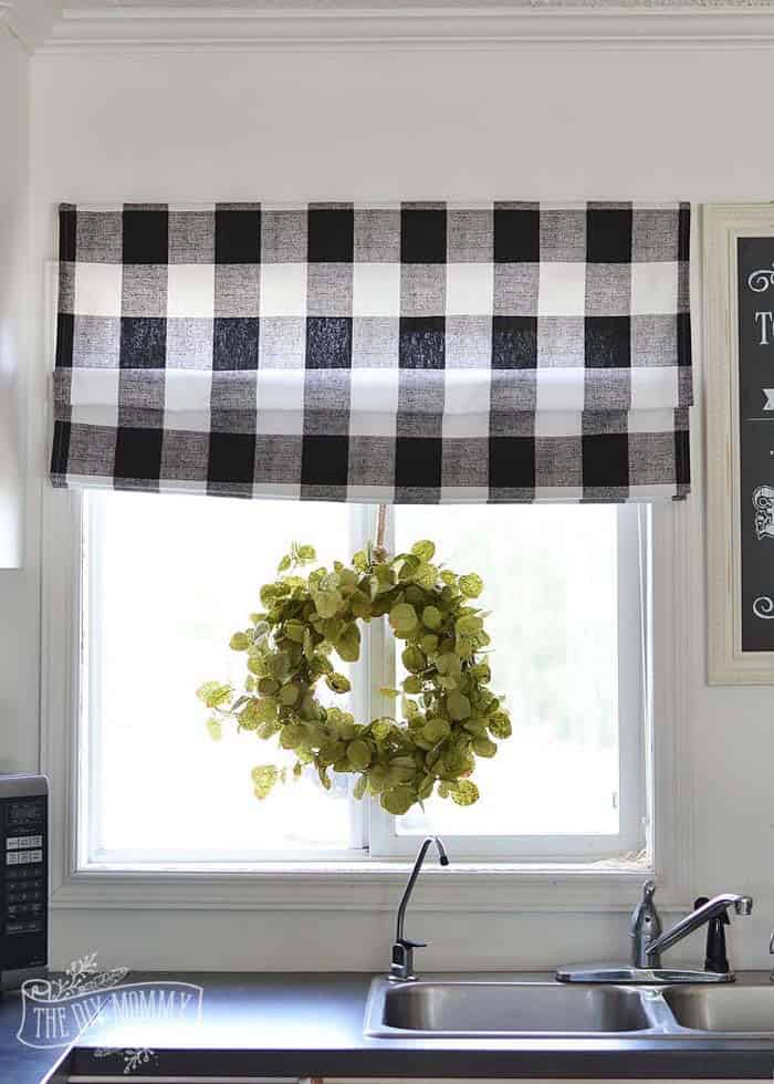 Retractable Buffalo Check Roman Shade