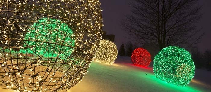 Embellish Outdoors with Colorful Christmas Light Balls