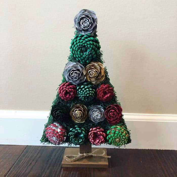 Indulge in the Lavish Look of a Rosette Christmas Tree