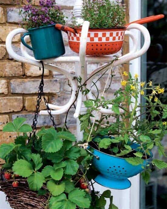 Repurpose A Hat Stand With Colorful Cookware