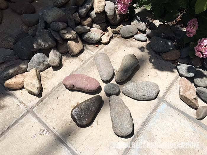 How To Make Painted Rocks into Flowers