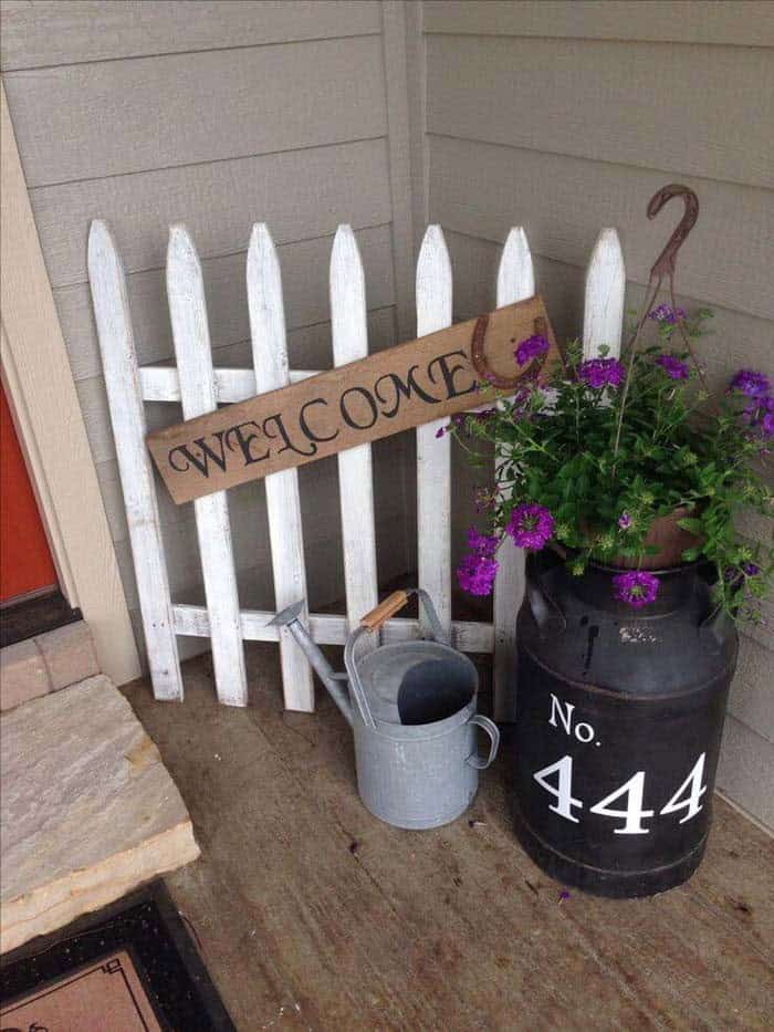 Welcome Display With House Number Milk Can