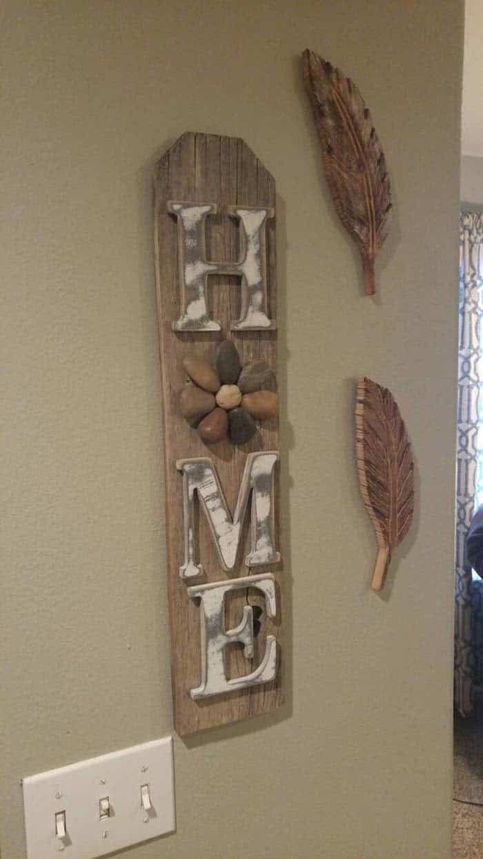 Home Sign With a Unique Touch