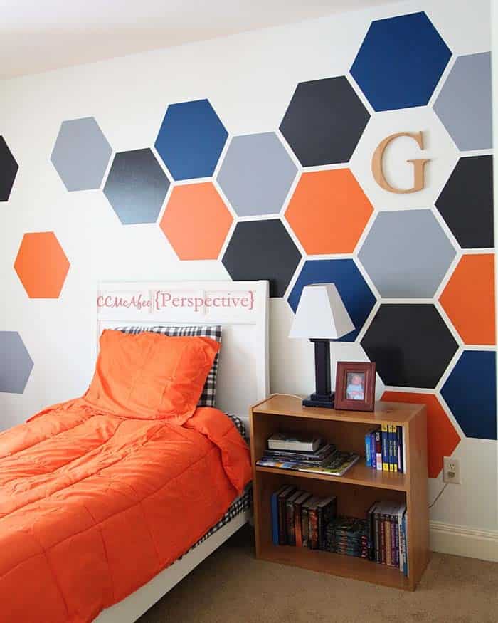 Modern Accent Wall With Hexagons