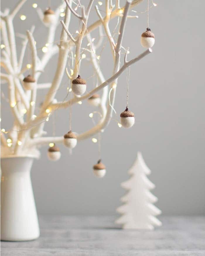 Acorn Ornaments to Make Your Tree Endearing