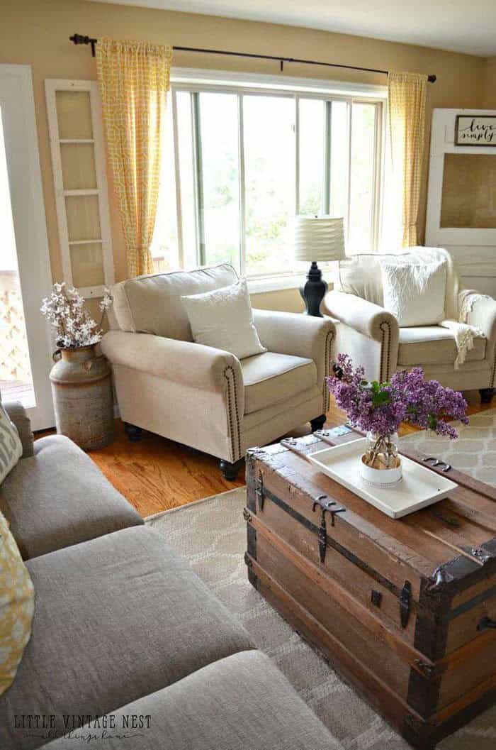 A Vintage Trunk Becomes a Coffee Table