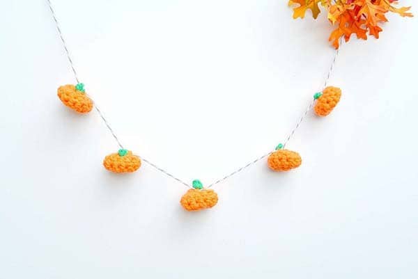 Decorate Your Kid’s Nursery with a Cute Knit Garland