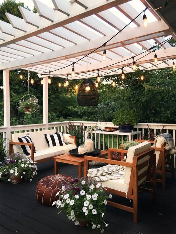 Bring Vibrance to Your Pergola with String Lights