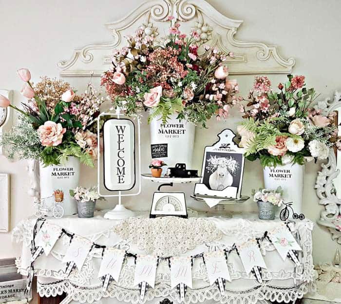 Summer Mantle Decor with Symbolic Elements