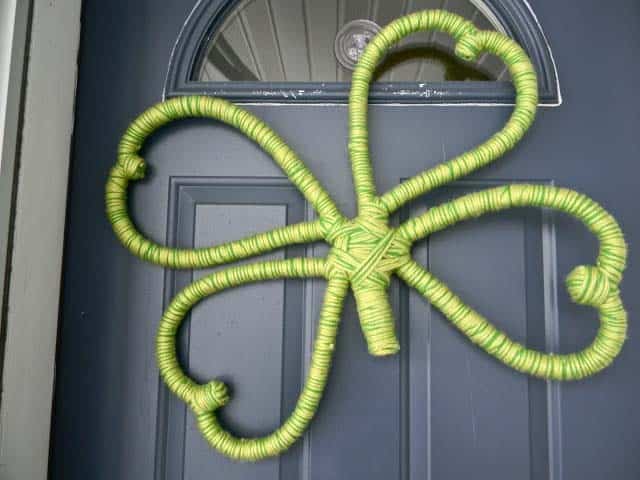 Make a Rustic Shamrock Door Wreath with Wires