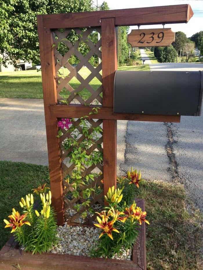 Lattice Fence Inspired Mailbox Post