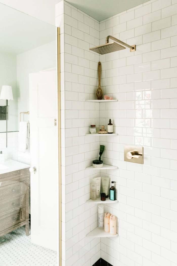 Paintable Corner Shelves to Enhance Bathroom Decor