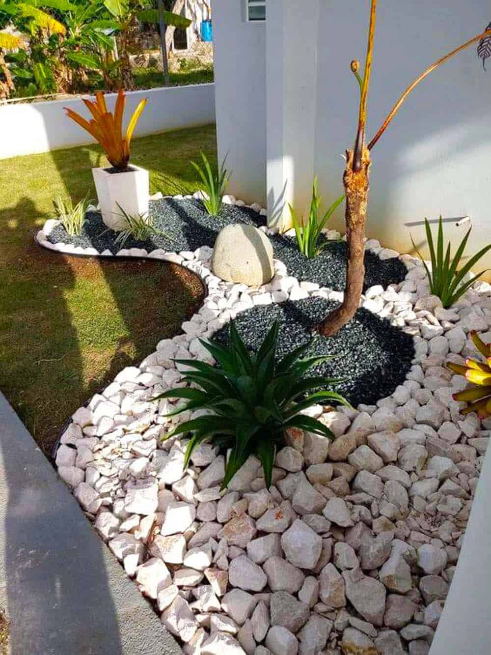 Tropical Stone Accents