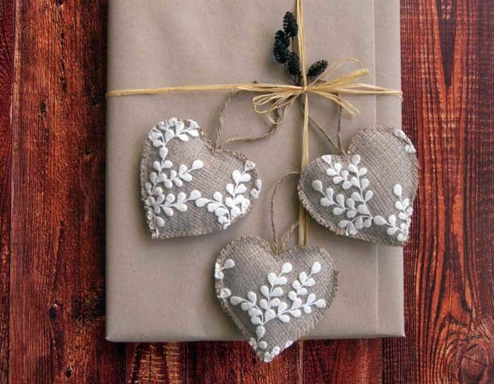 Rustic Heart Ornaments for a Cozy Christmas