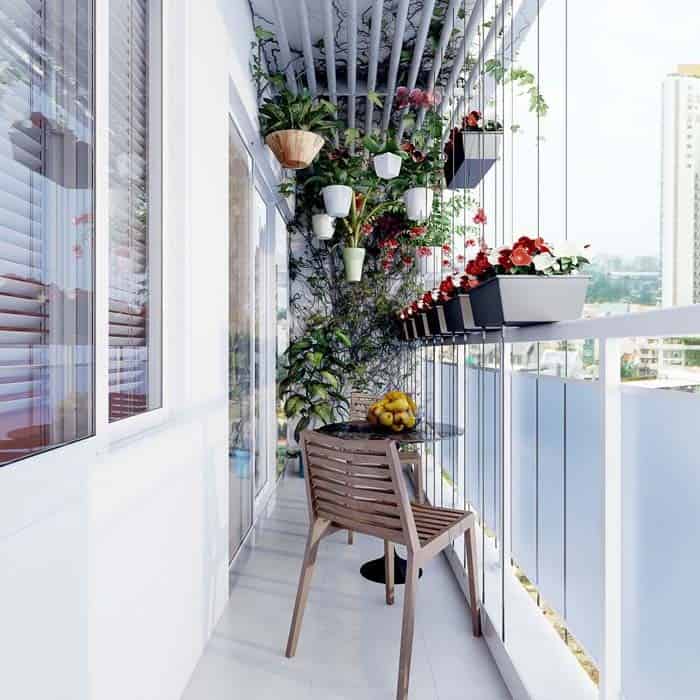 Experience Unrivaled Style with a Hanging Garden