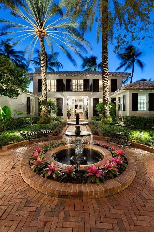 Two Tier Cascading Courtyard Fountain