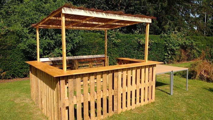 Build an Outdoor Bar for Fun Gatherings and Events