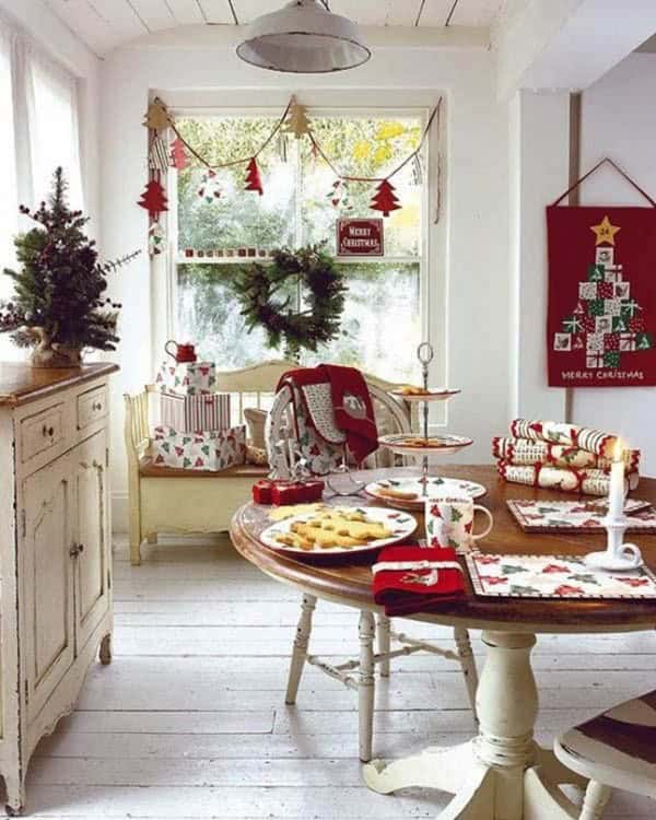 Bring Vintage Charm with Classic Traditional Christmas Decor