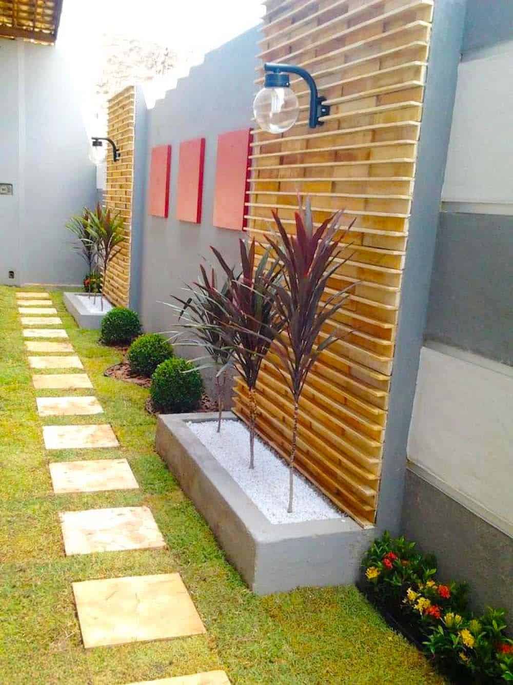 Modern Entryway Garden