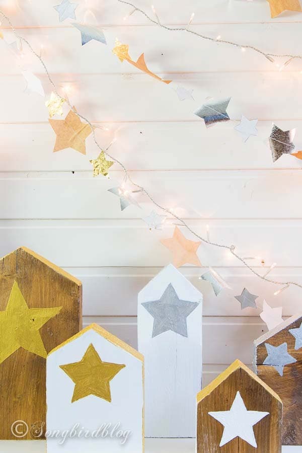 Hang Stars on Lights for a Festive Christmas Decoration