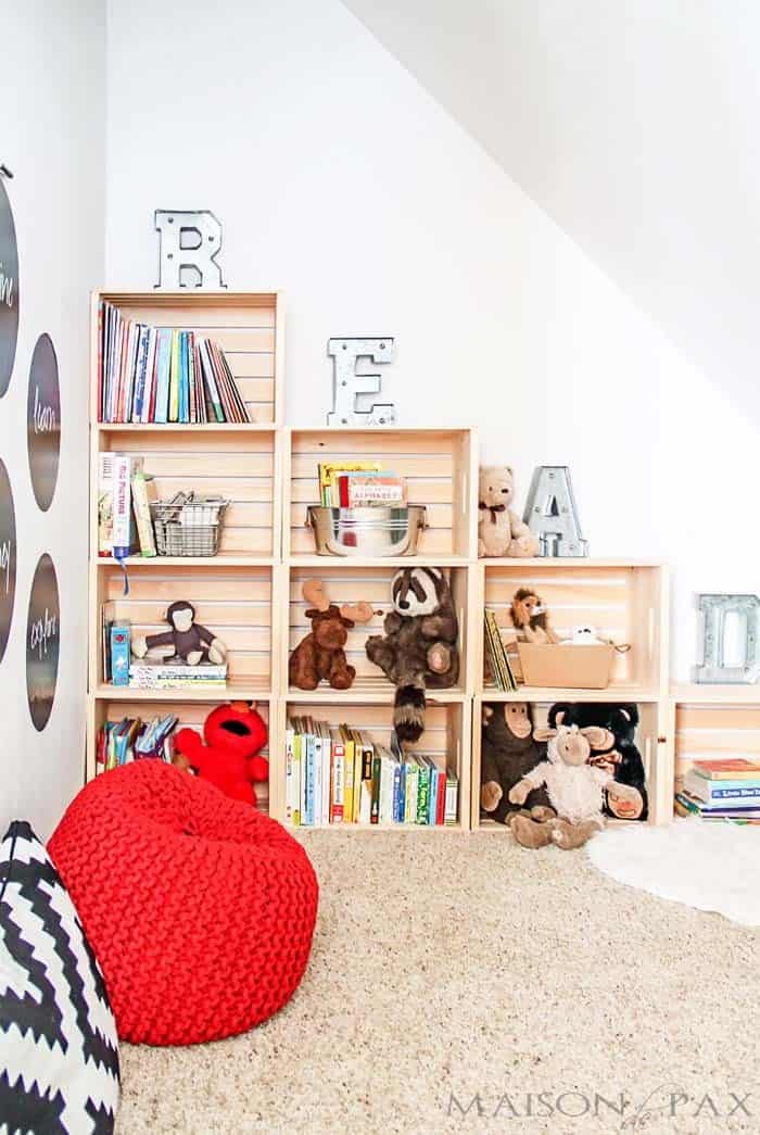 Wooden Crates Provide Simple Shelf Solution